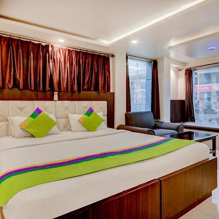 כלכותה Sheldon Hotel מראה חיצוני תמונה