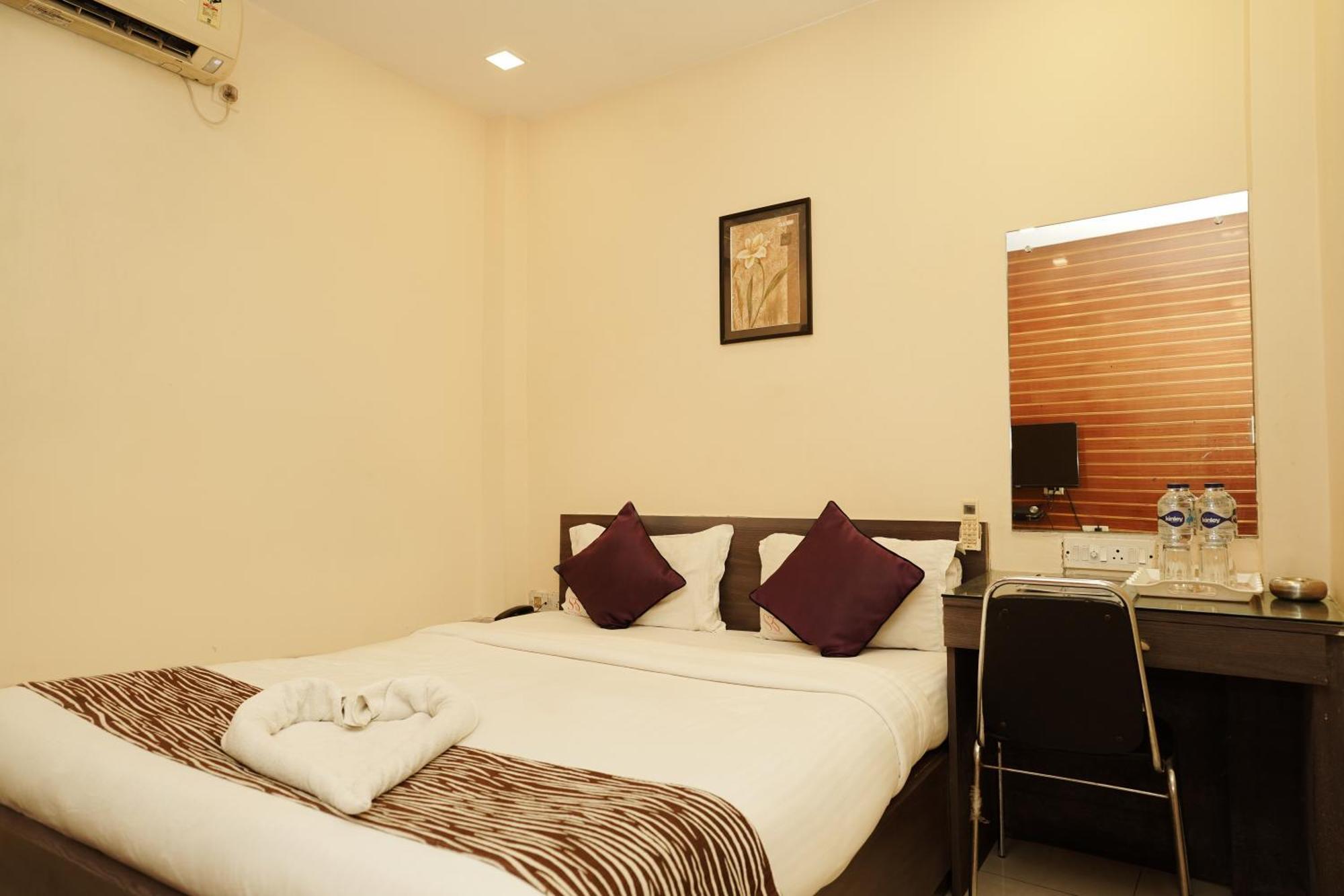כלכותה Sheldon Hotel מראה חיצוני תמונה