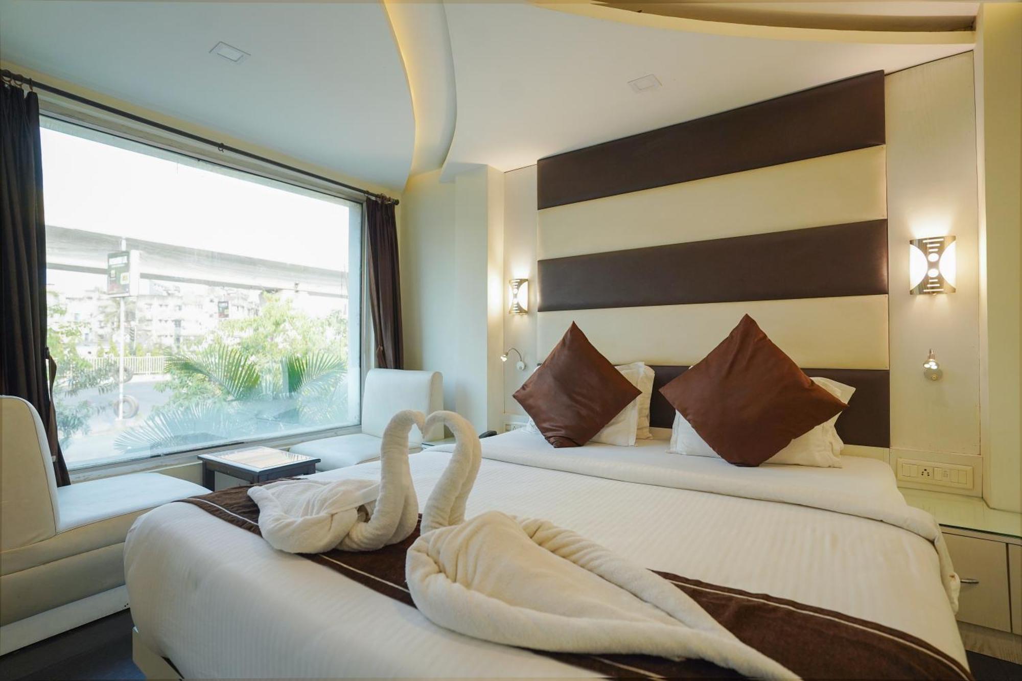 כלכותה Sheldon Hotel מראה חיצוני תמונה