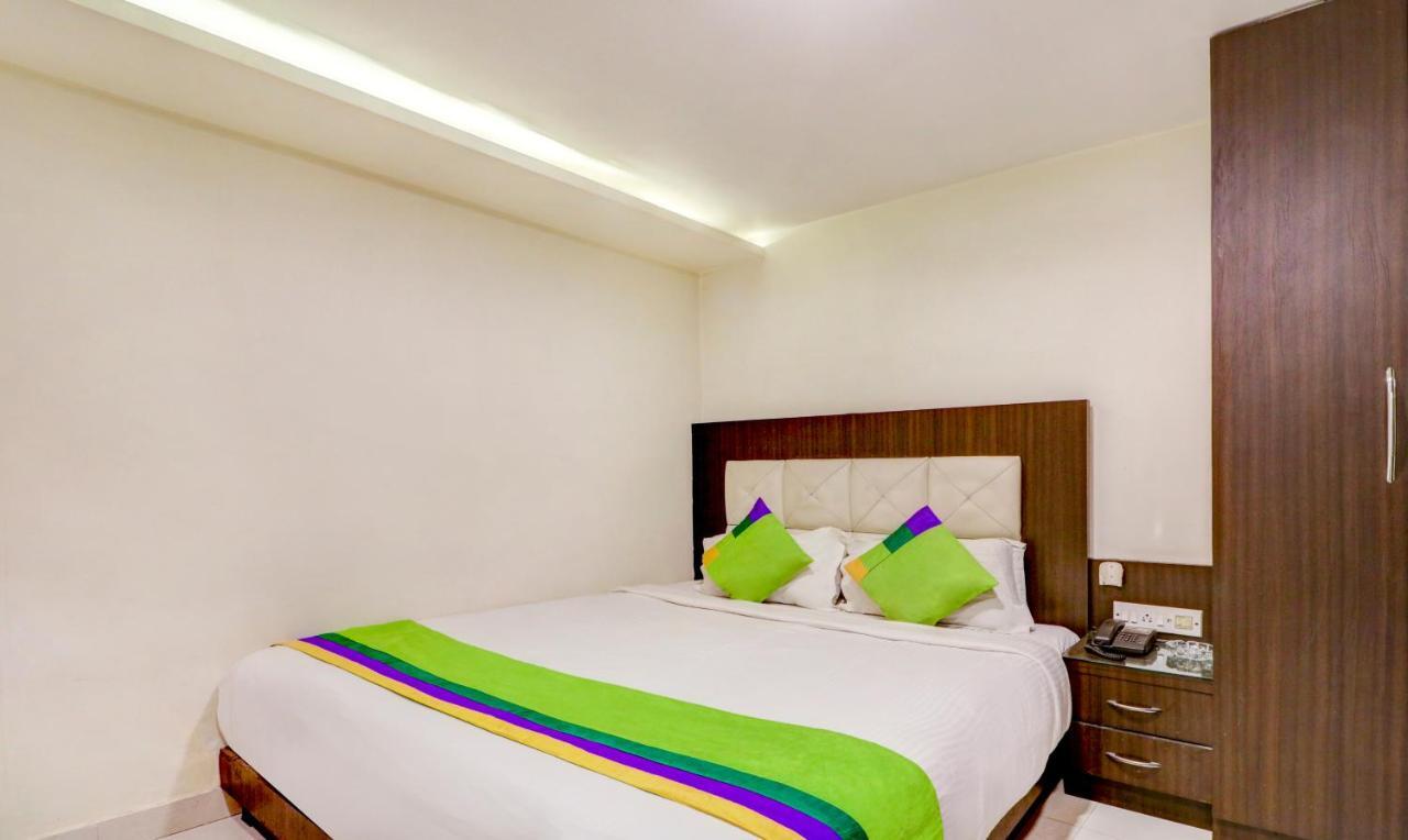 כלכותה Sheldon Hotel מראה חיצוני תמונה