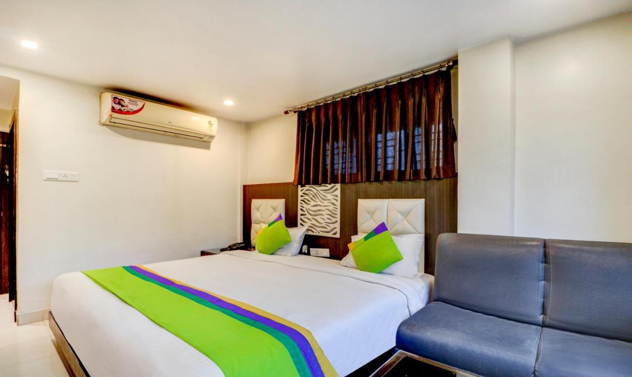 כלכותה Sheldon Hotel מראה חיצוני תמונה